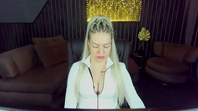 Snapshot of Anna_Snows chatting on April 18, 5:33 am Anna Snows online show from April 18, 5:33 am