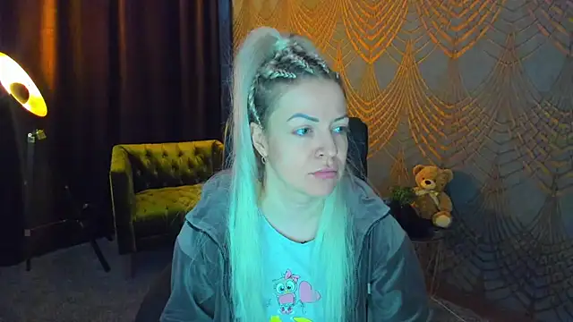 Snapshot of Anna_Snows chatting on April 27, 5:49 am Anna Snows online show from April 27, 5:49 am