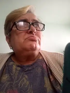 Sonya51561 online show from January 6, 1:26 pm