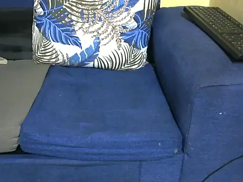 Snapshot of Moningexz123 chatting on September 20, 3:13 pm Moningexz123 online show from September 20, 3:13 pm