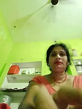 Snapshot of Hot-piuy chatting on September 12, 11:04 pm Hot-piuy online show from September 12, 11:04 pm