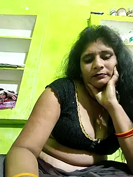 Snapshot of Hot-piuy chatting on November 3, 10:38 am Hot-piuy online show from November 3, 10:38 am