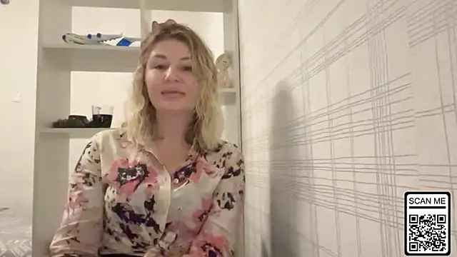 Blondie xoxoxo online show from December 1, 11:04 am