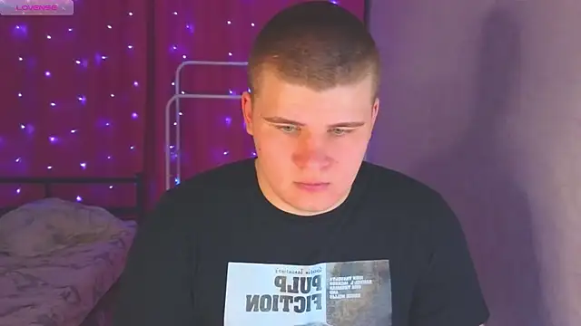 kittenmurr online show from April 19, 9:28 pm