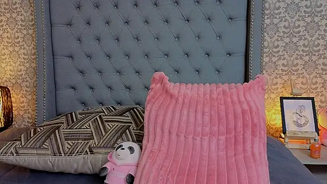 Abby roussee online show from February 3, 12:09 am