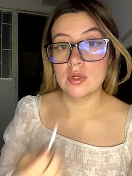 Blair Bunnyy online show from December 2, 7:57 am