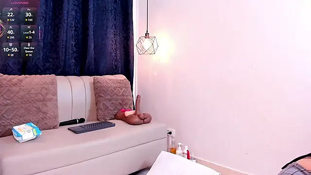 Snapshot of natasha_moreno chatting on October 9, 12:47 pm natasha moreno online show from October 9, 12:47 pm