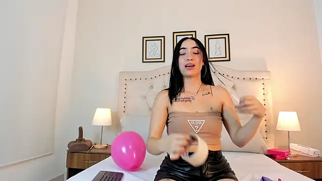 natasha moreno online show from April 8, 12:38 pm