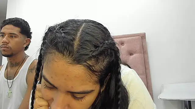 violet and myers online show from September 10, 1:33 pm