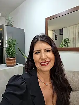 Snapshot of swity_foster chatting on April 26, 2:48 pm swity foster online show from April 26, 2:48 pm