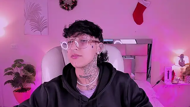 Luci Rose online show from January 7, 2:47 am