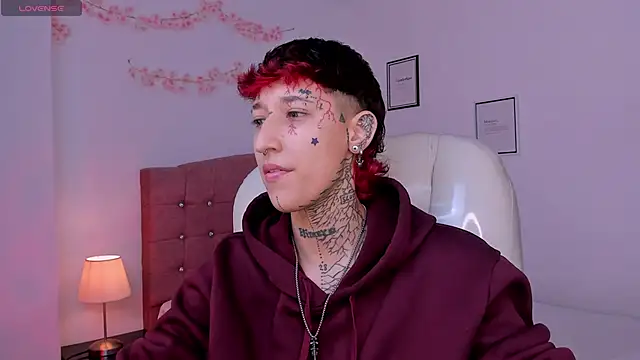 Snapshot of Luci_Rose chatting on March 27, 7:46 pm Luci Rose online show from March 27, 7:46 pm