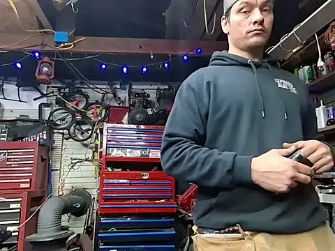 twistafatpipe online show from February 24, 11:03 pm