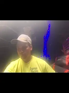 twistafatpipe online show from June 1, 6:37 am
