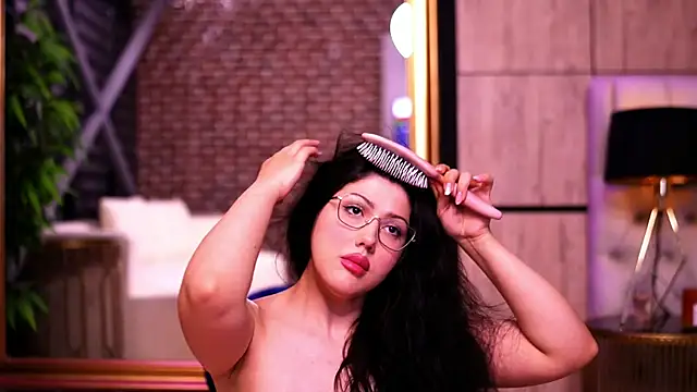 AlenaCapricious online show from May 8, 6:13 pm