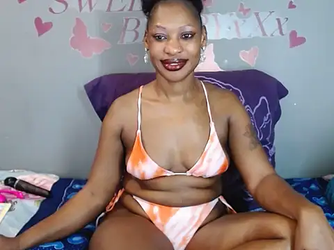 Snapshot of SWEETBERRYxXx chatting on April 14, 5:46 am SWEETBERRYxXx online show from April 14, 5:46 am