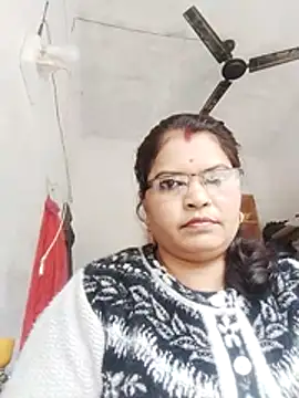 Bhavna hot online show from February 18, 7:26 am