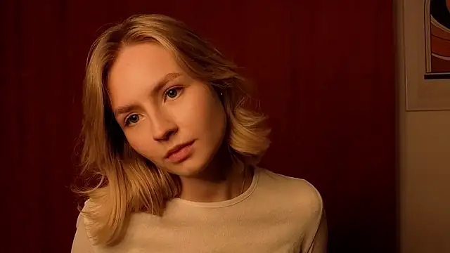 Sunshine Angell online show from December 21, 12:23 pm