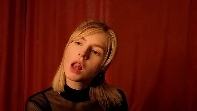 Sunshine Angell online show from December 22, 12:13 pm