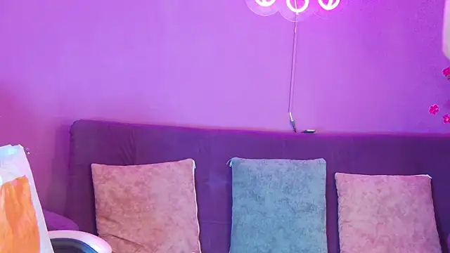 Maylu Fox online show from January 11, 3:06 pm