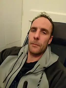 Mcnlrdam online show from September 26, 8:35 pm