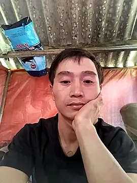 Snapshot of Boytasexy chatting on November 28, 5:32 am Boytasexy online show from November 28, 5:32 am