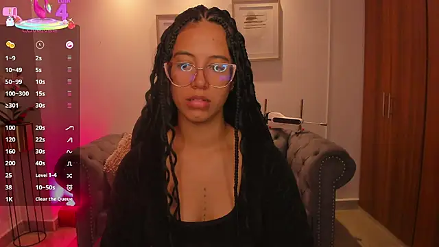 Snapshot of raven_stonee chatting on October 24, 3:47 am raven stonee online show from October 24, 3:47 am