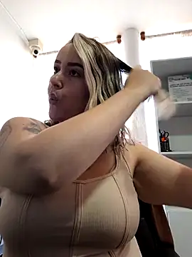 CurvyLust x online show from September 16, 12:50 pm