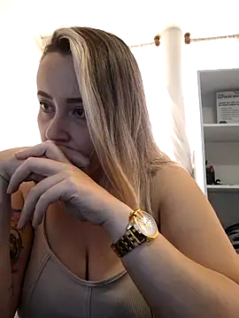 CurvyLust x online show from September 19, 3:13 pm