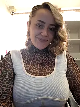 CurvyLust x online show from September 27, 2:44 pm