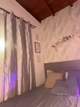 MiilaBlake online show from March 30, 8:10 pm