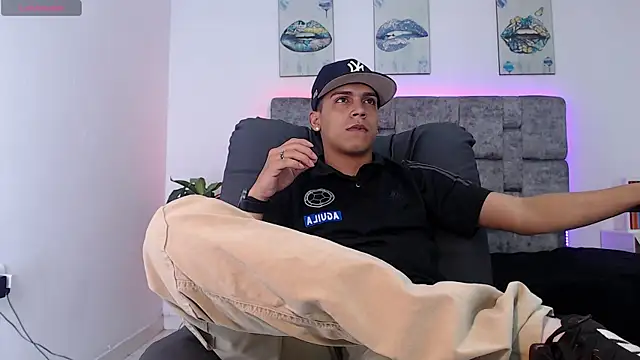 david santos16 online show from September 9, 4:01 am