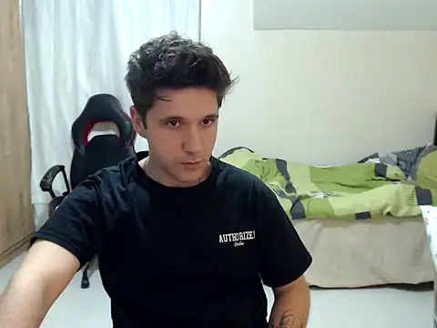 Snapshot of 2handsomemann chatting on September 16, 7:37 pm 2handsomemann online show from September 16, 7:37 pm