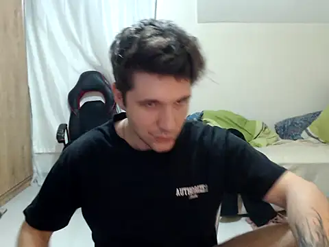 Snapshot of 2handsomemann chatting on September 25, 7:39 pm 2handsomemann online show from September 25, 7:39 pm