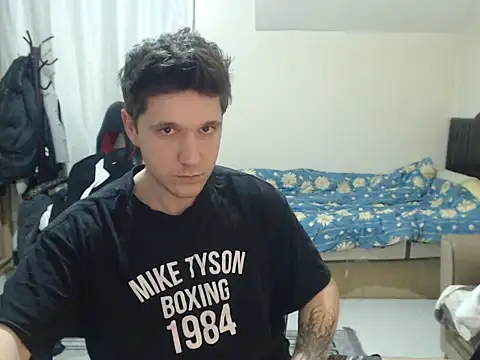 Snapshot of 2handsomemann chatting on March 26, 8:36 pm 2handsomemann online show from March 26, 8:36 pm