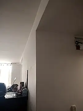 Snapshot of Juann-cock chatting on January 11, 3:39 pm Juann-cock online show from January 11, 3:39 pm