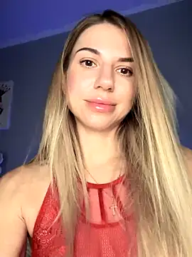 Snapshot of Prettie_Katrin chatting on October 4, 10:13 am Prettie Katrin online show from October 4, 10:13 am