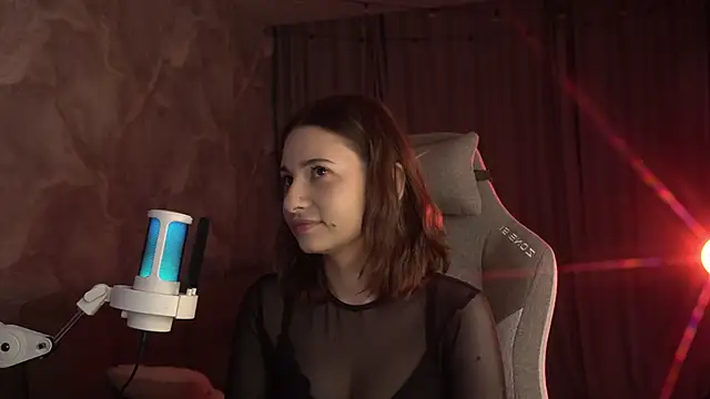 LumeNova online show from February 23, 2:20 am