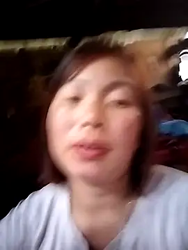 Annaacutee online show from December 18, 5:57 am