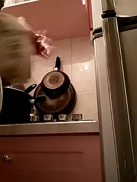 Snapshot of MoonBlueSex chatting on October 11, 4:22 am MoonBlueSex online show from October 11, 4:22 am