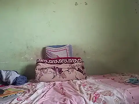 akshant1234 online show from January 6, 9:24 am