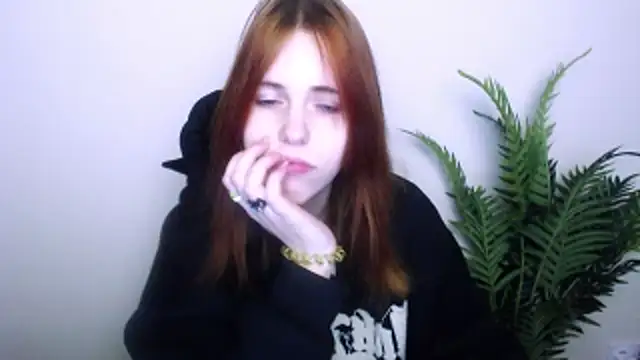 GuessMe    online show from December 19, 4:52 am