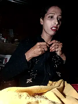 Pinki thakur 1 online show from April 8, 8:31 pm