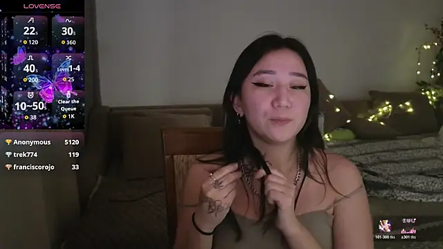 Snapshot of EvaDior13 chatting on October 21, 3:57 pm EvaDior13 online show from October 21, 3:57 pm