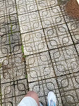 Snapshot of linh21107 chatting on November 3, 12:24 am linh21107 online show from November 3, 12:24 am