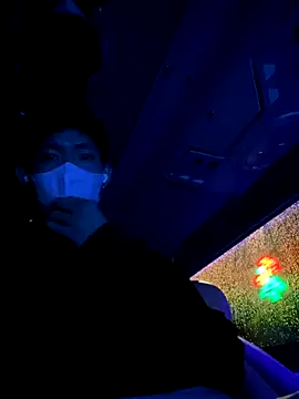 Snapshot of linh21107 chatting on November 6, 11:22 am linh21107 online show from November 6, 11:22 am