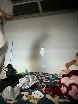 linh21107 online show from November 24, 8:47 am