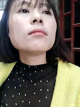 linda bae00 online show from December 23, 12:41 am