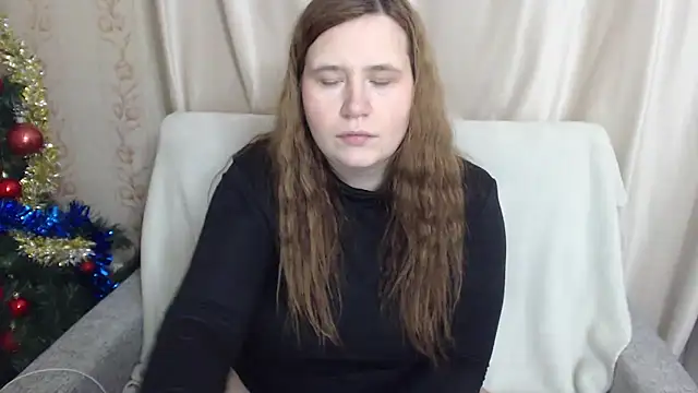 Snapshot of AdelinaLawson chatting on February 5, 6:59 pm AdelinaLawson online show from February 5, 6:59 pm