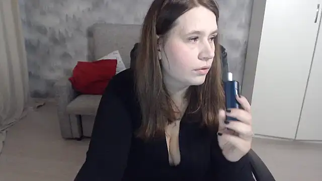 AdelinaLawson online show from December 3, 8:12 am